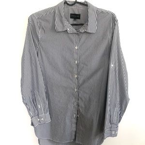 BLACK AND WHITE BUTTON-DOWN PREMISE BLOUSE SIZE L